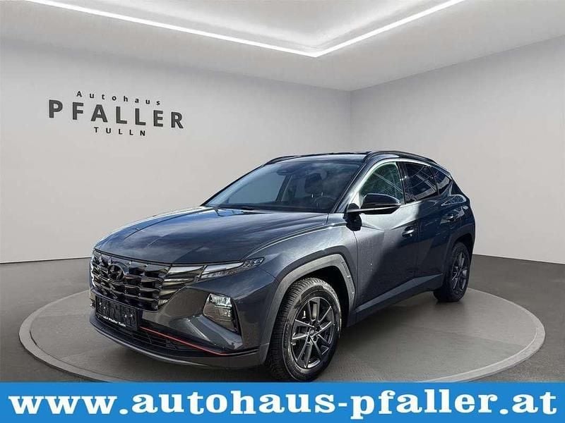 Gebraucht Hyundai Tucson Trend 116 PS (85 kW) 2022 Grau SUV