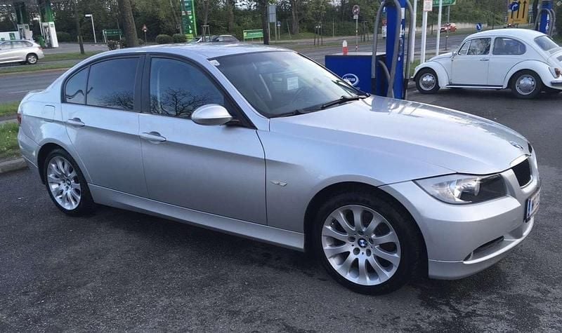 Gebraucht BMW 318 143 PS (105 kW) 2008 Limousine