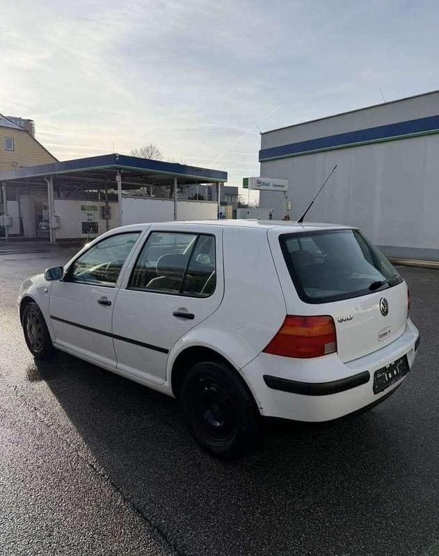 Gebraucht VW Golf IV 75 PS (55 kW) 2001 Limousine