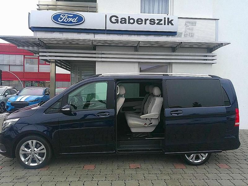 Gebraucht Mercedes V250 190 PS (139 kW) 2016 Blau Van / Kleinbus