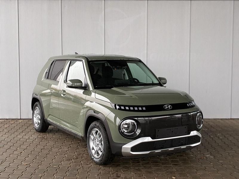 Neu Hyundai Inster 83 kW (114 PS) 2025 Schwarz Kleinwagen