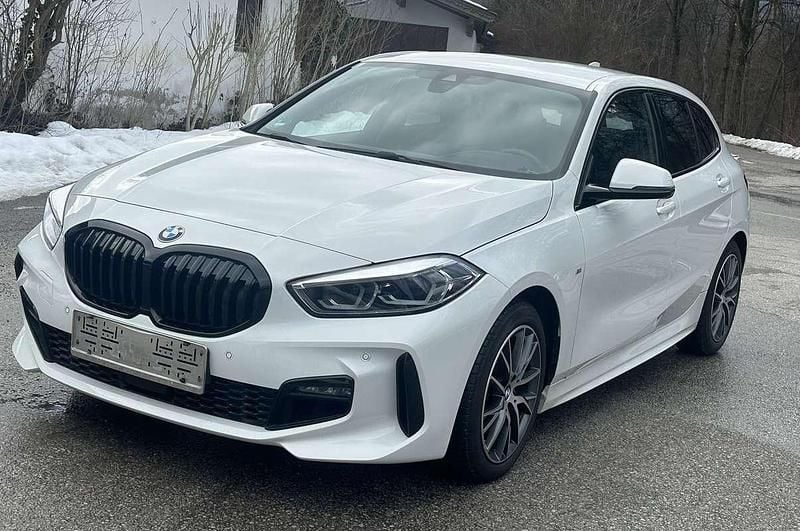 Gebraucht BMW 118 M Sport 140 PS (102 kW) 2020 Weiß Kleinwagen