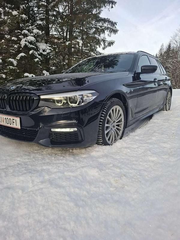 Gebraucht BMW 520 Shadowline 190 PS (139 kW) 2018 Kombi