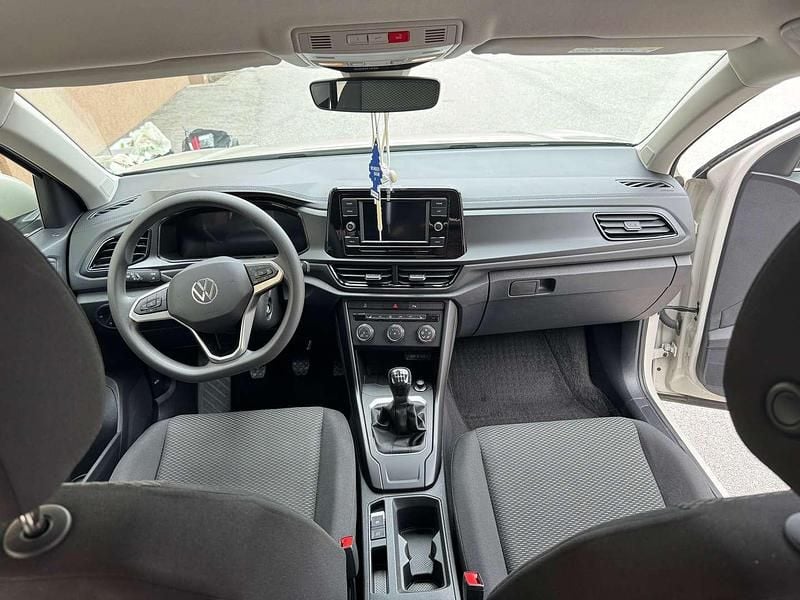 Grau Gebraucht 2024 VW T-Roc SUV | € 22.500 (Superpreis) - Bild 1/4