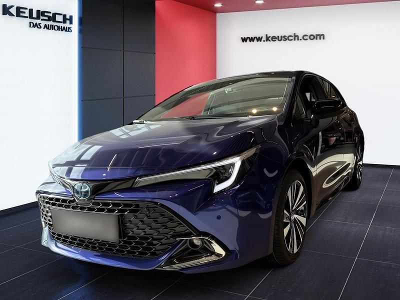 Neu Toyota Corolla Active 98 PS (72 kW) 2026 Blau Limousine