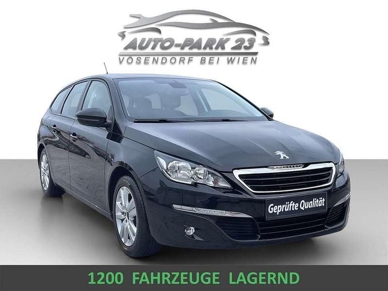 Gebraucht Peugeot 308 SW 110 PS (80 kW) 2015 Schwarz Kombi