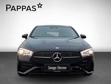Neu Mercedes CLA200 Shooting Brake AMG line 150 PS (110 kW) 2025 Schwarz Kombi