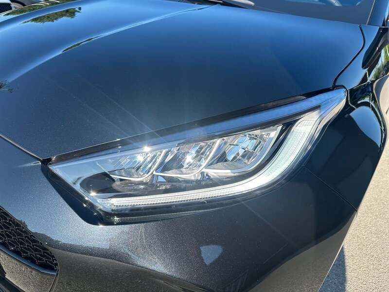 Neu Mazda 2 Homura-Line 92 PS (67 kW) 2025 Schwarz  metallic Kleinwagen