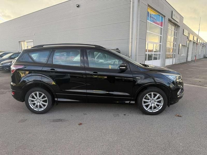 Gebraucht Ford Kuga ST-Line 175 PS (128 kW) 2019 Schwarz SUV