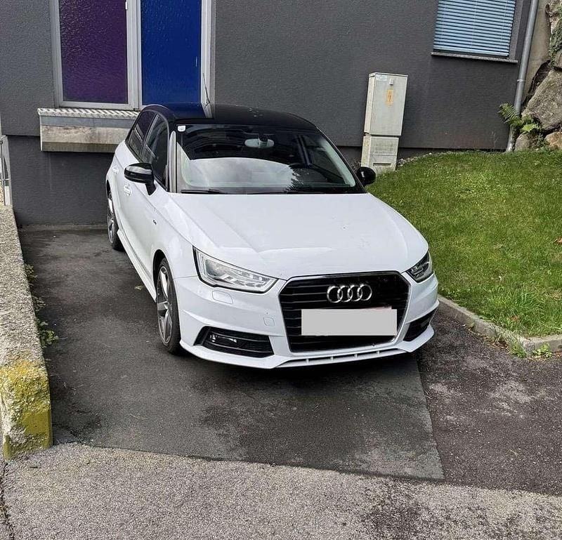 Weiß Gebraucht 2015 Audi A1 Sportback S-Line Kleinwagen | € 11.490 (Etwas zu teuer) - Bild 1/4