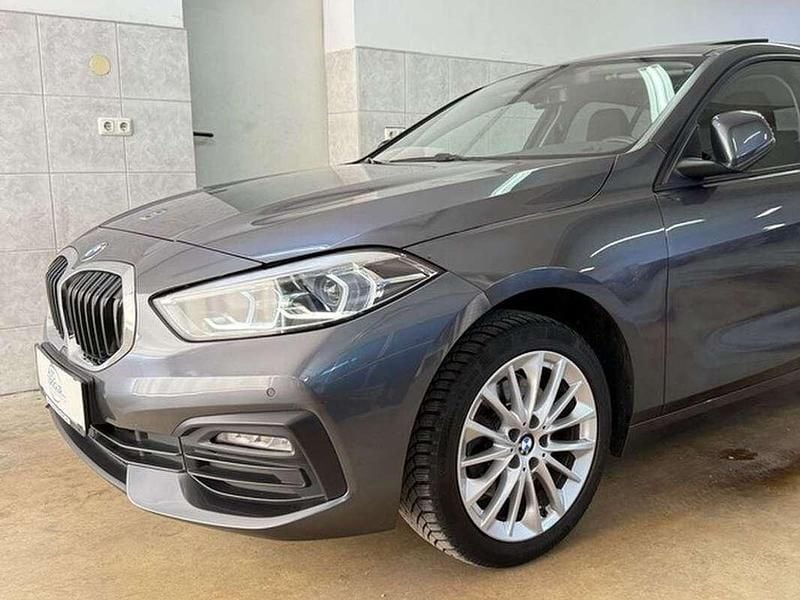 Gebraucht BMW 116 Advantage 116 PS (85 kW) 2021 Grau Kleinwagen