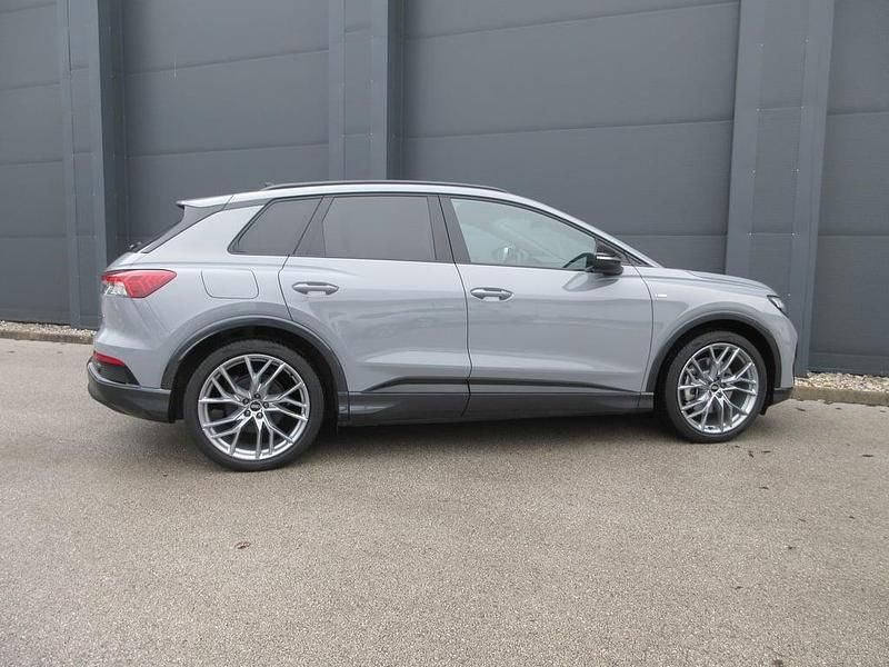 Gebraucht Audi Q4 e-tron 77 kW (105 PS) 2025 Mittelgrau  normal SUV