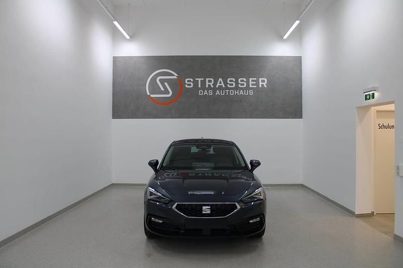 Neu Seat Leon Style 115 PS (84 kW) 2026 Dunkelgrau  metallicperleffekt