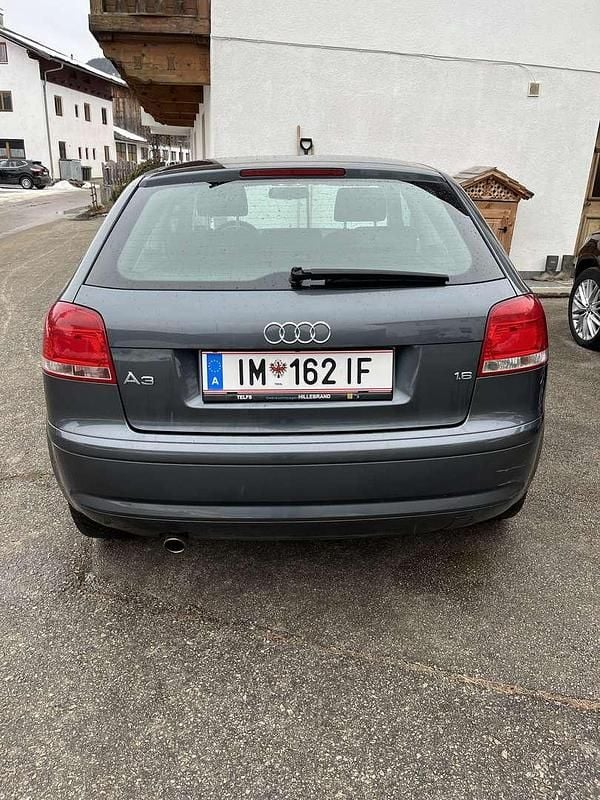 Gebraucht Audi A3 116 PS (85 kW) 2005 Grau Kleinwagen