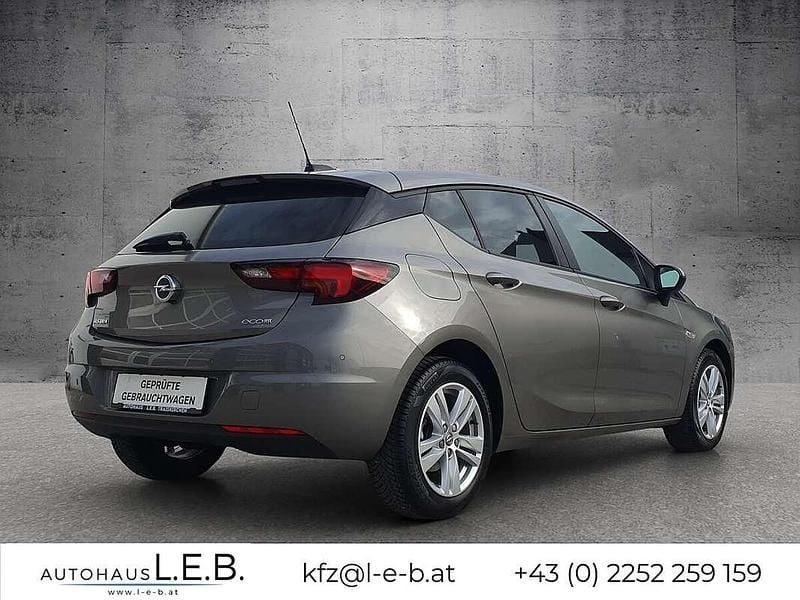 Gebraucht Opel Astra Edition 105 PS (77 kW) 2017 Kombi