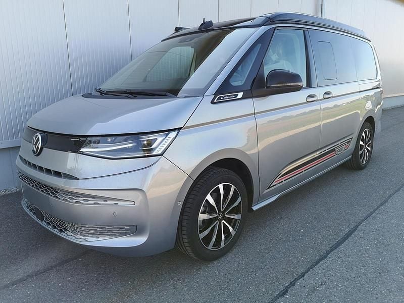 Silber Gebraucht 2024 VW T7 Edition Van | € 79.187 (Etwas zu teuer) - Bild 1/4