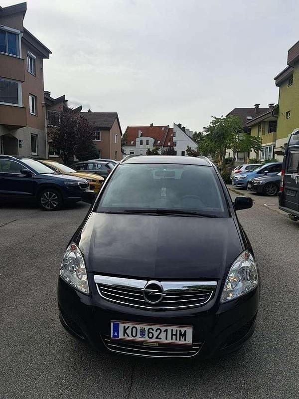 Gebraucht Opel Zafira Edition 110 PS (80 kW) 2010 Van / Kleinbus