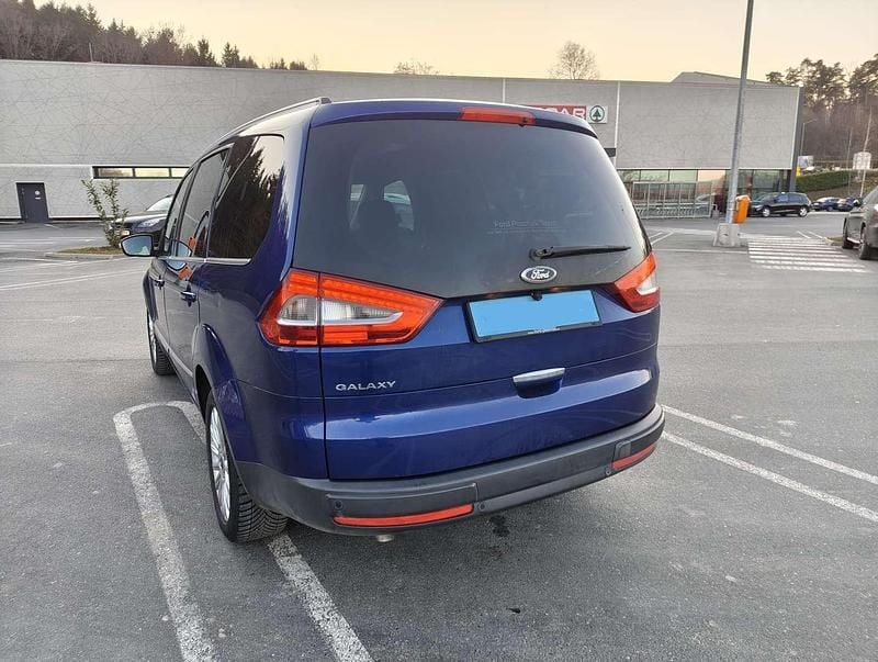 Gebraucht Ford Galaxy Titanium 140 PS (102 kW) 2014 Blau Van / Kleinbus