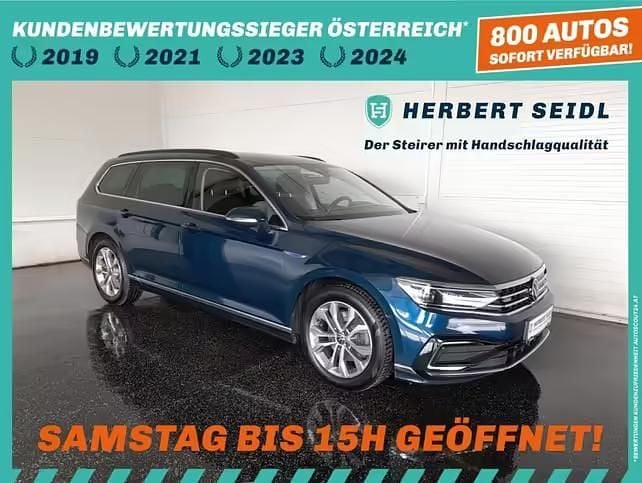 Gebraucht VW Passat Pro 156 PS (114 kW) 2022 Blau Kombi
