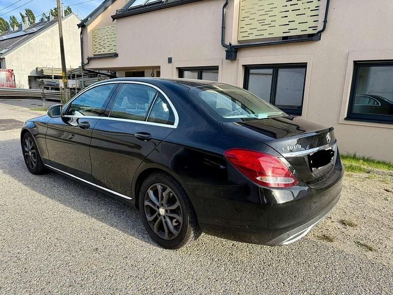 Gebraucht Mercedes C180 116 PS (85 kW) 2017 Limousine
