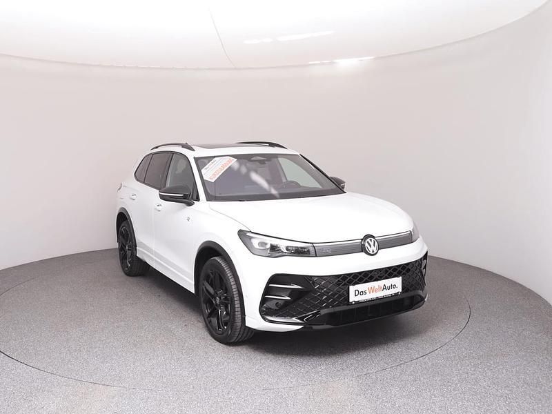 Neu VW Tiguan Sport 204 PS (150 kW) 2025 Weiss  metallicperleffekt SUV