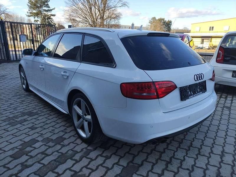 Gebraucht Audi A4 143 PS (105 kW) 2010 Weiß Kombi