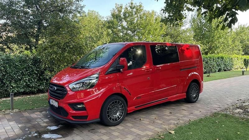 Gebraucht Ford Transit Custom 185 PS (136 kW) 2022 Rot Abholung