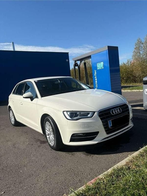Gebraucht Audi A3 Comfort 110 PS (80 kW) 2014 Limousine