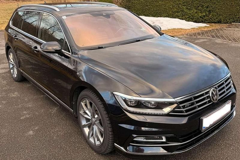 Gebraucht VW Passat Highline 190 PS (139 kW) 2019 Schwarz Kombi