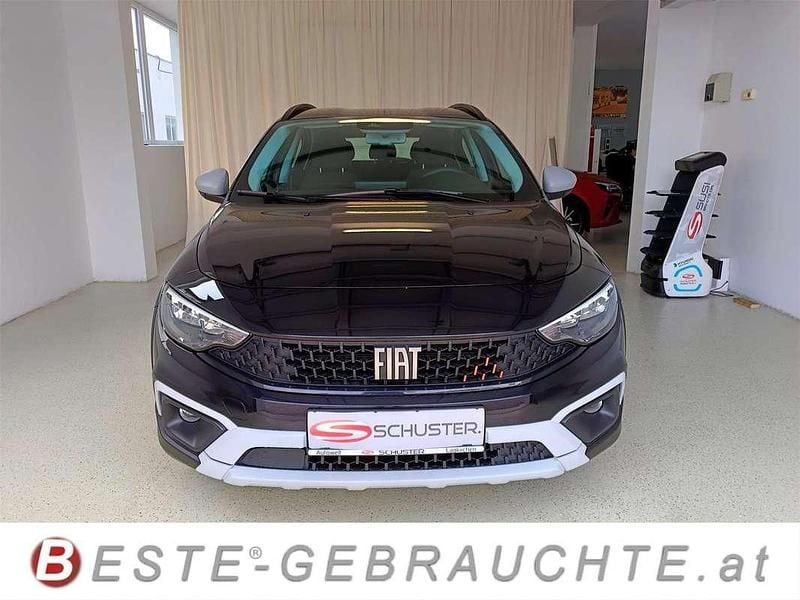 Gebraucht Fiat Tipo Cross 101 PS (74 kW) 2023 Schwarz Limousine