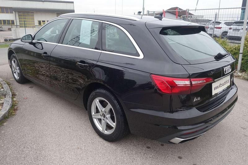 Gebraucht Audi A4 136 PS (100 kW) 2021 Schwarz Kombi