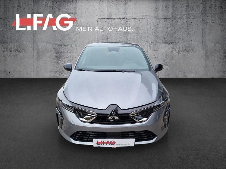 Neu Mitsubishi Colt Intense 91 PS (66 kW) 2025 Grau Limousine
