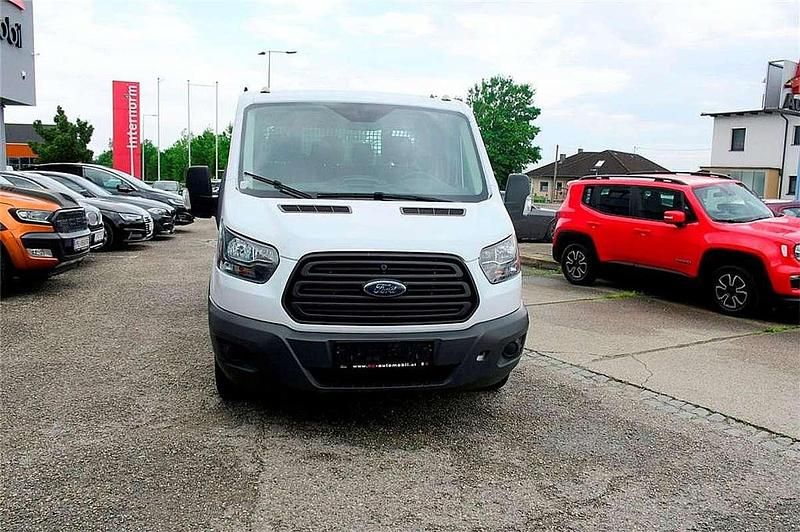 Gebraucht Ford Transit 105 PS (77 kW) 2018 Weiß Van