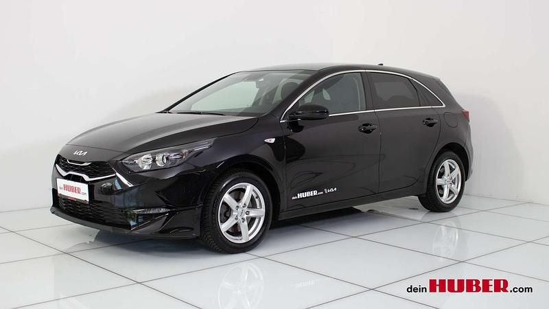 Schwarz Gebraucht 2024 Kia Ceed Silver Kleinwagen | € 25.900 - Bild 1/4