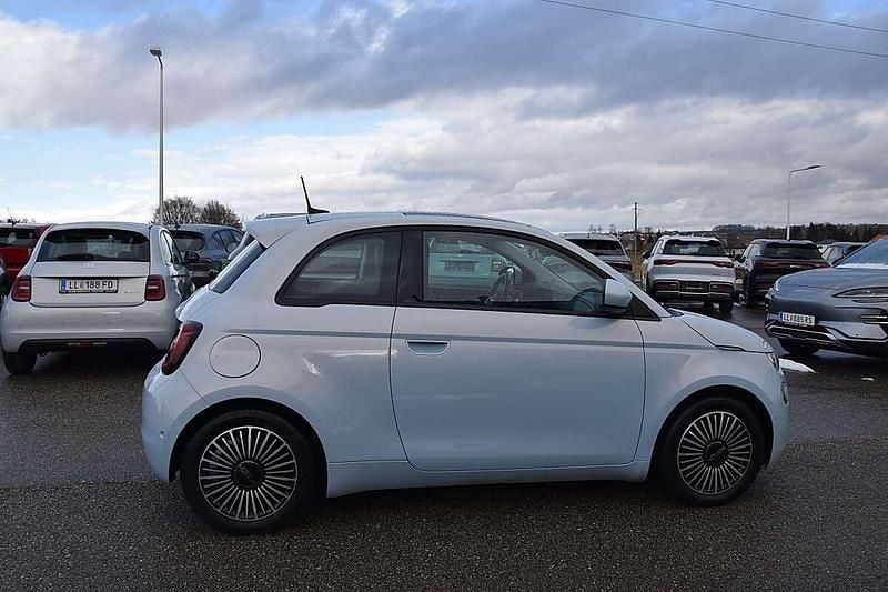 Gebraucht Fiat 500e Icon 86 kW (118 PS) 2021 Blau Kleinwagen