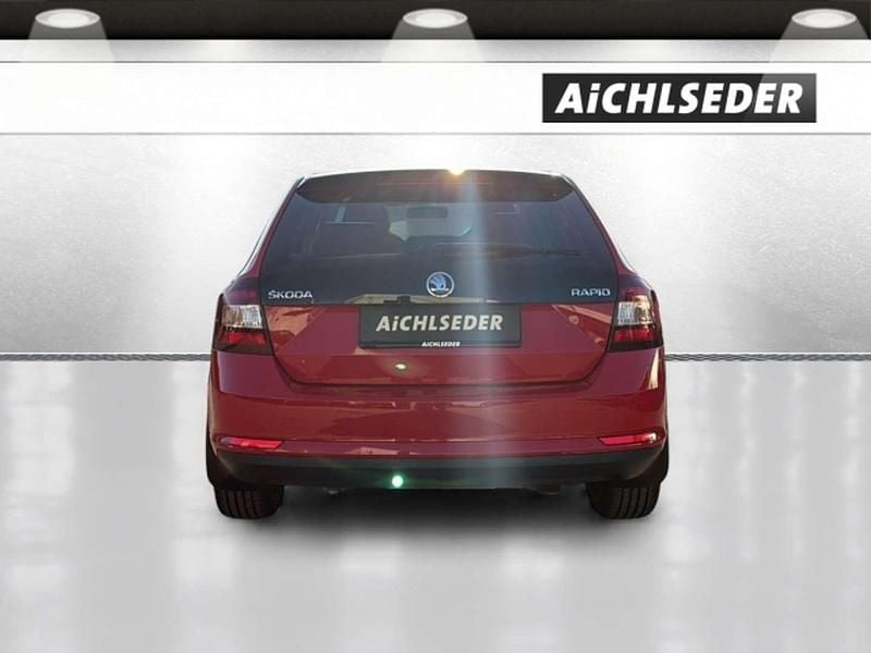Gebraucht Skoda Rapid Elegance 86 PS (63 kW) 2015 Rot Kleinwagen