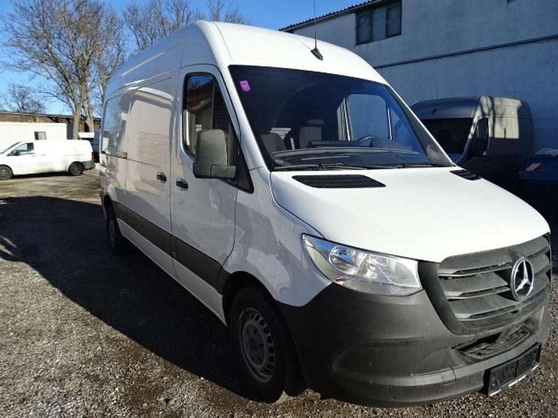 Gebraucht Mercedes Sprinter 143 PS (105 kW) 2021 Weiß Van