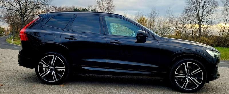 Gebraucht Volvo XC60 R-Design 197 PS (144 kW) 2020 Schwarz SUV