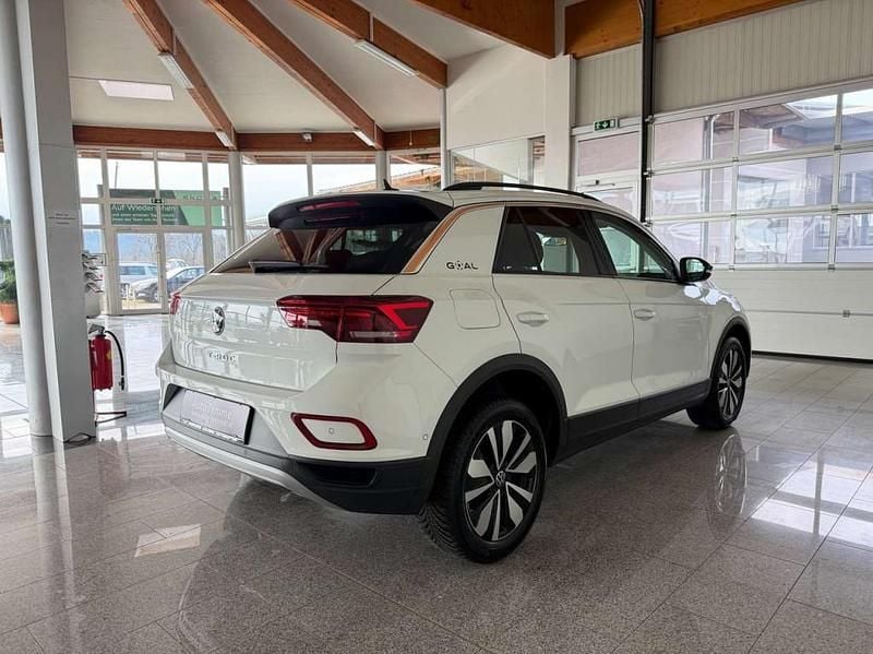 Gebraucht VW T-Roc Basis 116 PS (85 kW) 2025 SUV