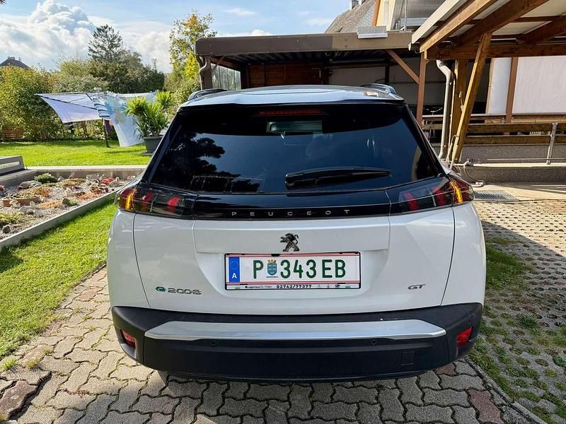 Gebraucht Peugeot e-2008 GT 100 kW (136 PS) 2021 Weiß SUV