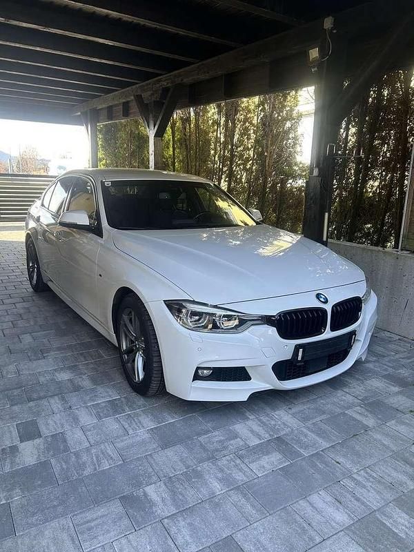 Gebraucht BMW 330 M Sport 258 PS (189 kW) 2016 Weiß Limousine