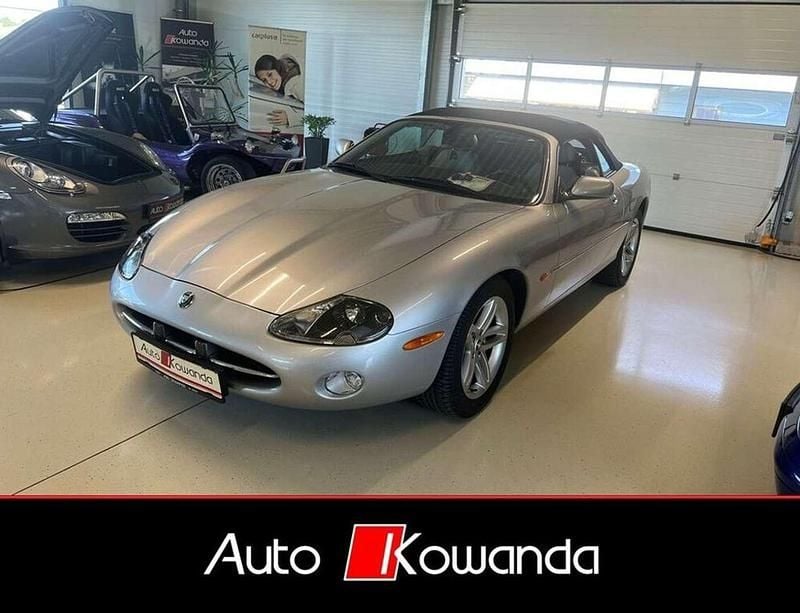 Gebraucht Jaguar XKR 298 PS (219 kW) 2002 Grau Cabrio