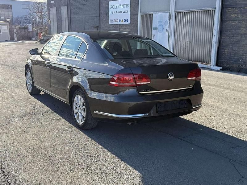 Gebraucht VW Passat Comfortline 105 PS (77 kW) 2013 Limousine