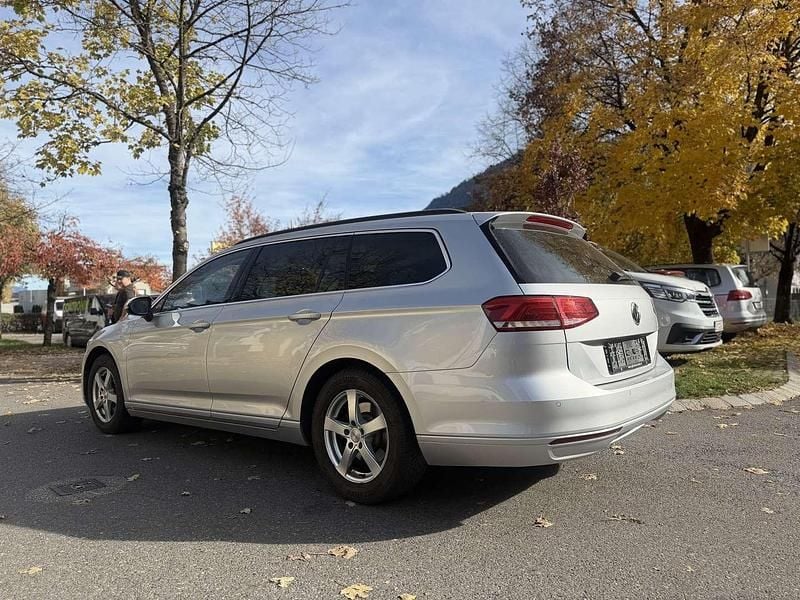 Gebraucht VW Passat Comfortline 150 PS (110 kW) 2019 Silber Kombi