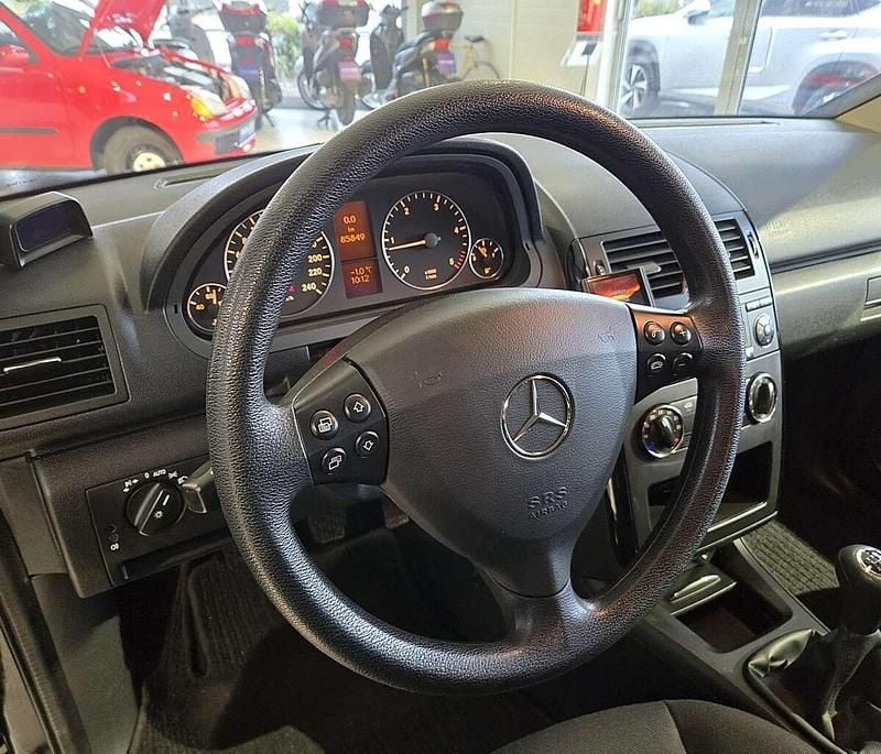 Gebraucht Mercedes A160 Classic 109 PS (80 kW) 2010 Schwarz Limousine