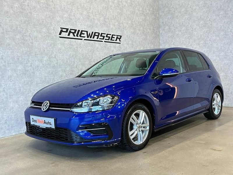 Mittelblau metallic Gebraucht 2017 VW Golf VII | € 14.930 (Fairer Preis) - Bild 1/4