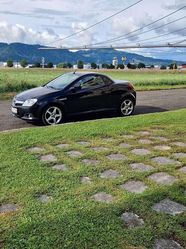 Gebraucht 2005 Opel Tigra Cosmo Cabrio | € 2.200 - Bild 1/4