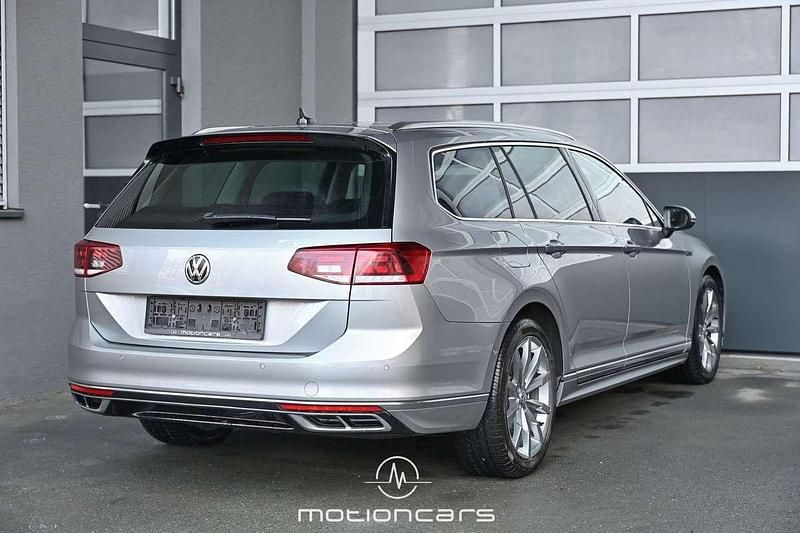 Gebraucht VW Passat Elegance 150 PS (110 kW) 2020 Silber Kombi