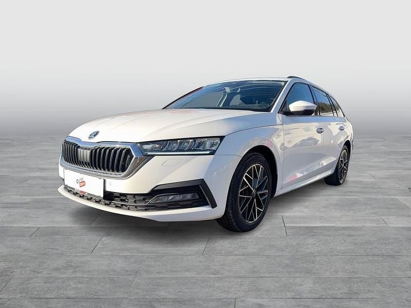 Weiß Gebraucht 2023 Skoda Octavia Ambition Kombi | € 20.990 (Superpreis) - Bild 1/4