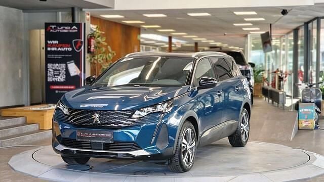 Gebraucht Peugeot 5008 Allure 131 PS (96 kW) 2024 Blau SUV